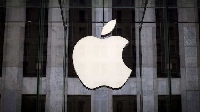 apple fires staff news | www.GyaanAdda.in